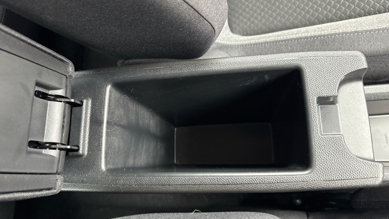 Vauxhall Frontera 83kW GS 44kWh 5dr Auto Electric Estate